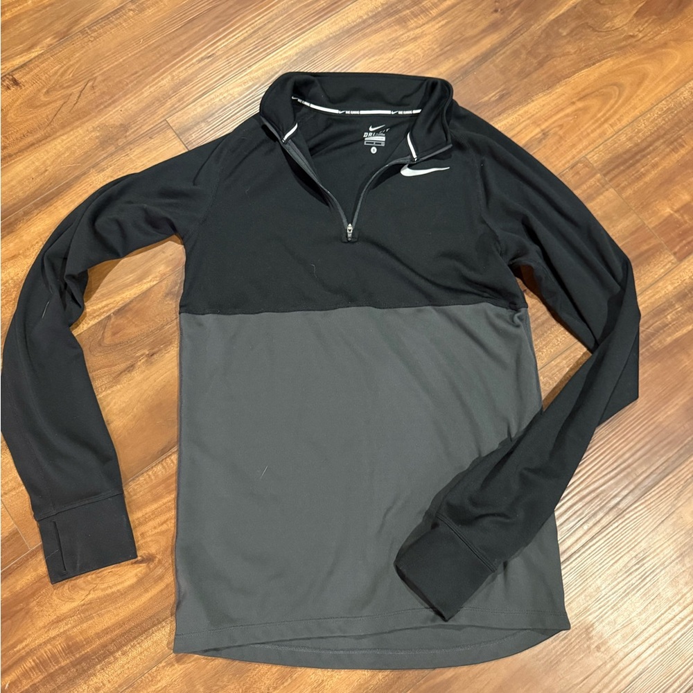 Nike Two-Tone Black and Gray Pullover